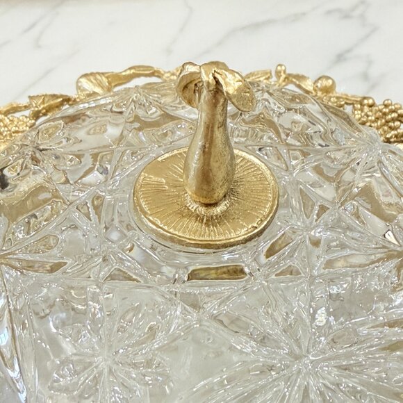 Vintage Hollywood Regency "Celest" Vanity Bowl with Lid - Picture 10 of 17